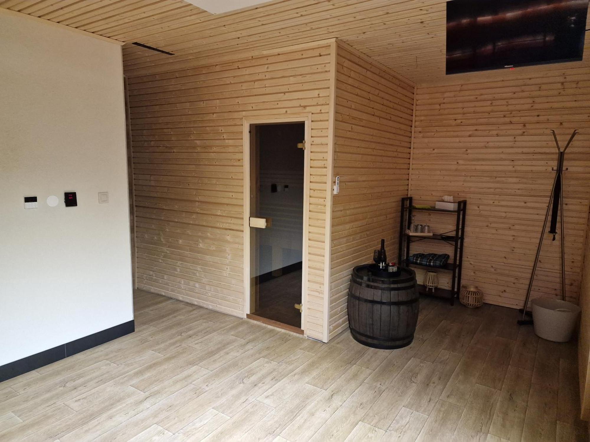 普雷绍夫 Bird House酒店 外观 照片